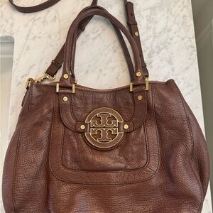 Tory Burch Brown Leather Shoulder Bag with Gold Accents